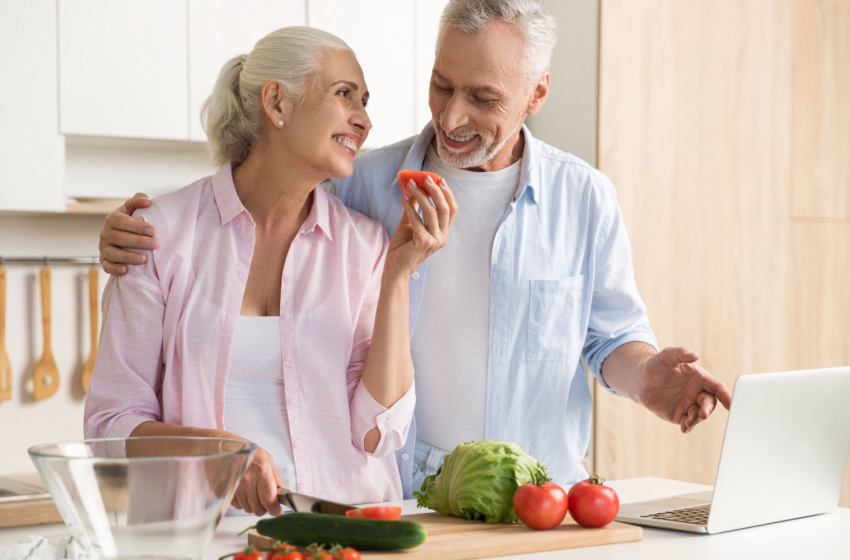  Marzo, Mes Nacional de la Nutrición: Consejos para una alimentación saludable en adultos mayores